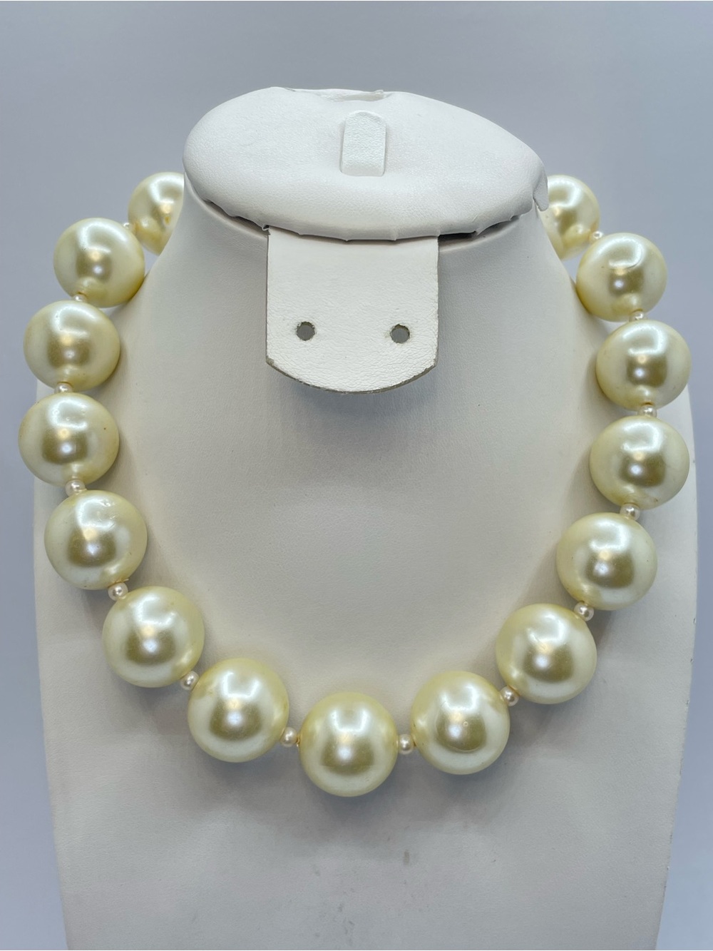 Vintage Hong Kong Faux Pearl Statement Necklace White Acrylic Beaded Bold Bridal